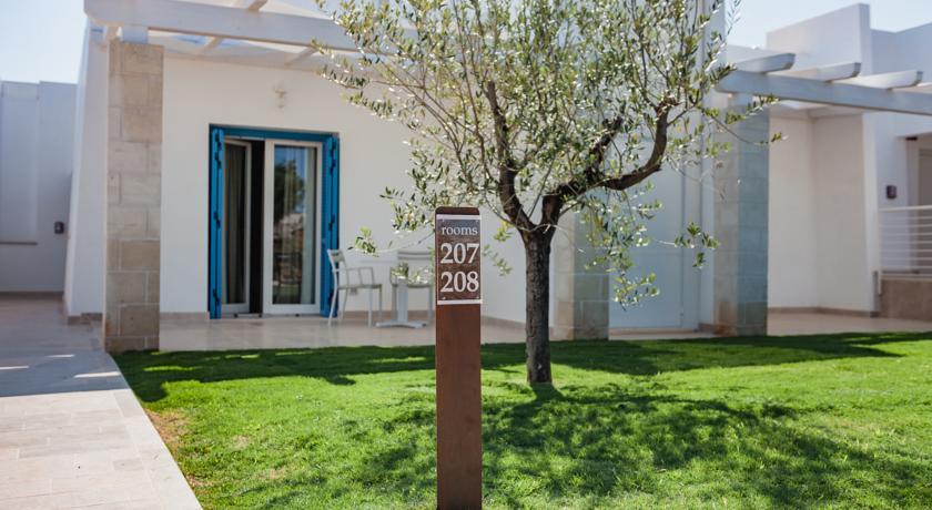 Hotel Cala Ponte, A Tribute Portfolio